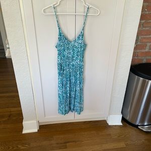 Cynthia Rowley spaghetti strap summer dress. Adjustable straps. Has pockets. XS